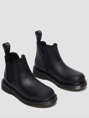 Dr. Martens Leonore Faux Fur Lined Chelsea Junior Ankle Boots Black Size US 5